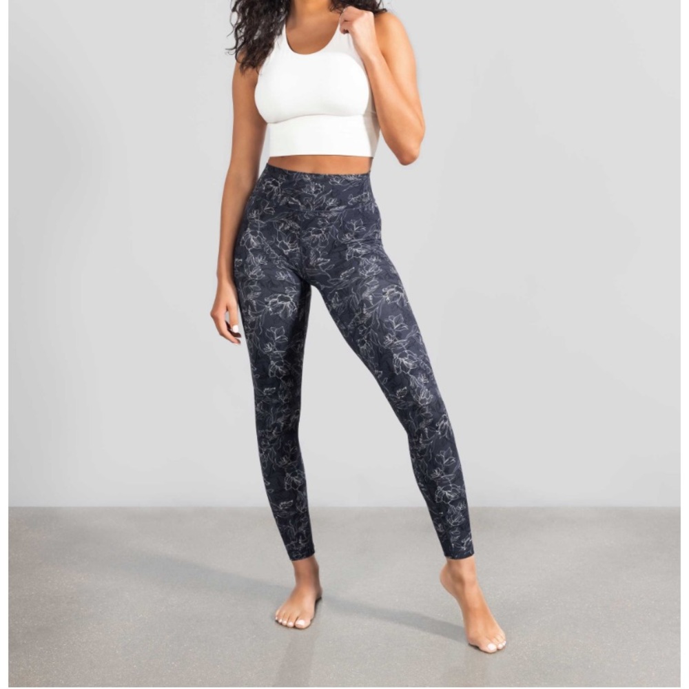 Stori perseverance tight size 10
